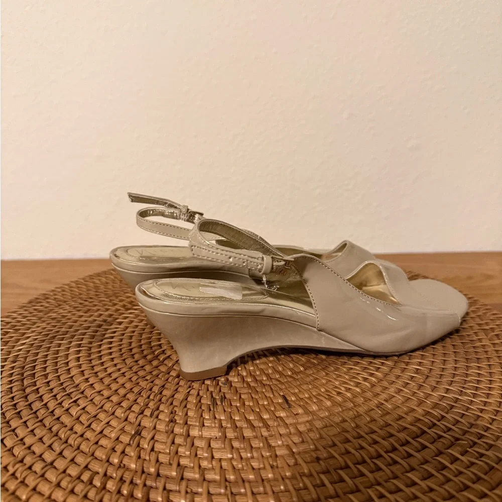 Nickels Taupe Slingback Peep-Toe‎ Heels